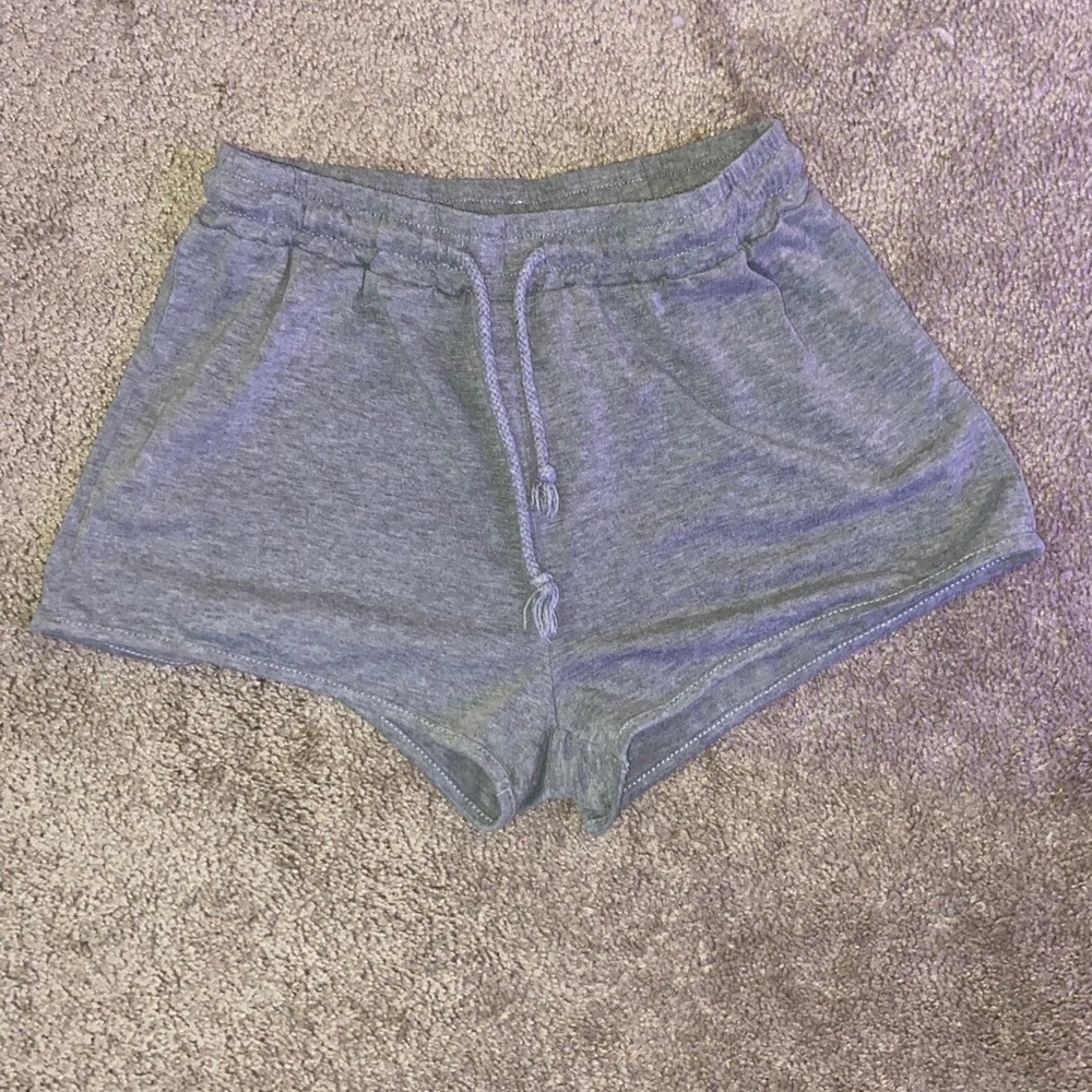 Grey comfy shorts with drawstring